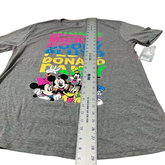 Disney T-Shirt Mens Grey Minnie Mickey Goofy Pluto Donald Daisy Colorful Size M - Picture 2 of 7
